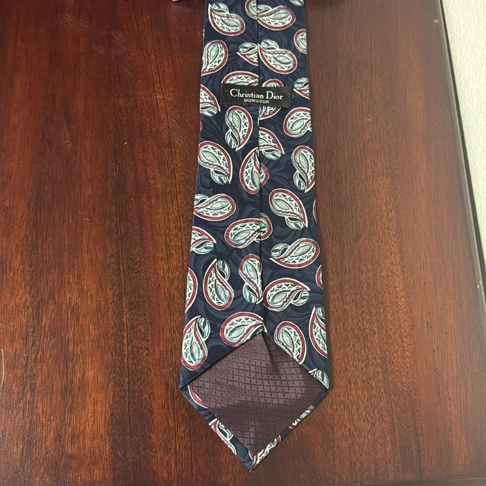 Christian Dior Tie 100% Silk